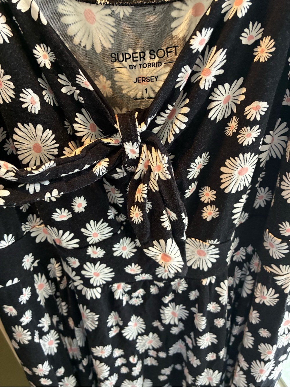 torrid Black Daisy Tie-Front Midi Dress with White Florals - Picture 6 of 13